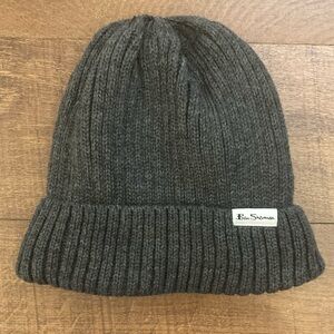 Ben Sherman Charcoal Knit CuffBeanie w/ Faux Fur Lining